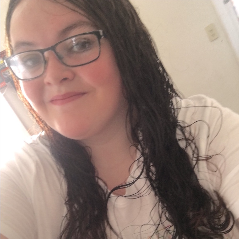 Meet your Posher, Kortney